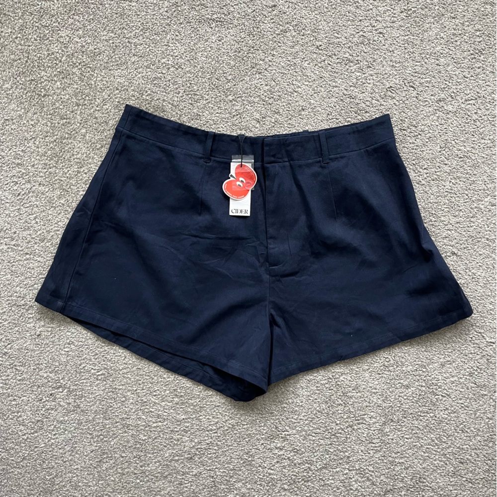 NWT Cider Navy Shorts Size 3X